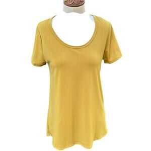 LuLaRoe Classic T Solid Mustard Yellow Lightweight Short Sleeve T-shirt Small